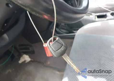 2001 Nissan Pathfinder Se from USA, damaged, VIN JN8DR07Y21W522652